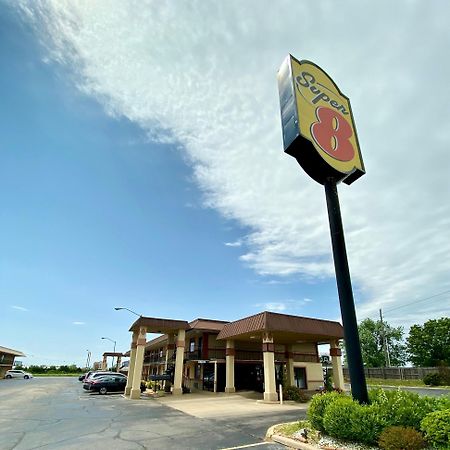 Hotel Super 8 By Wyndham Shawnee Esterno foto